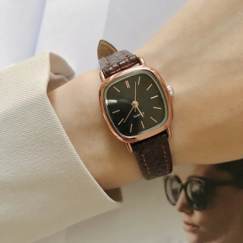 часы женские Ladies Casual Bracelet Watches Women's Simple Vintage Watches for Women Dial Wristwatch Leather Strap Wrist Watch